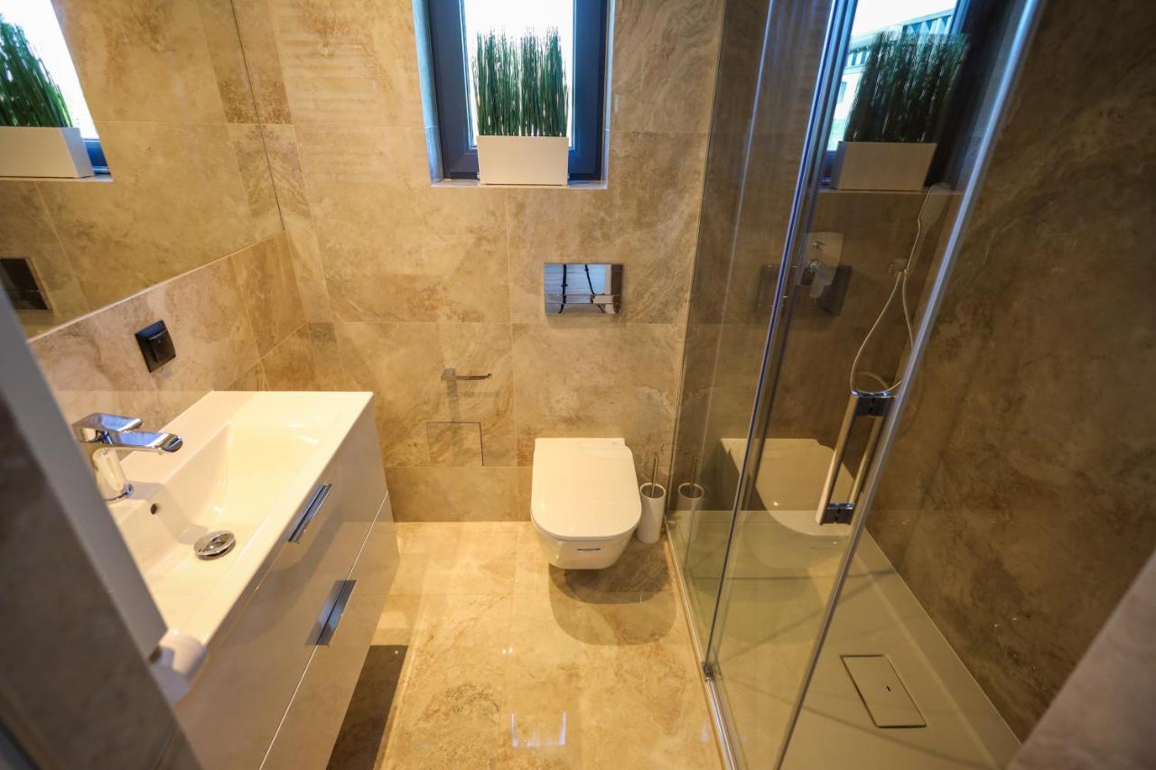 Targowa37 Uniejow Bed & Breakfast Ngoại thất bức ảnh